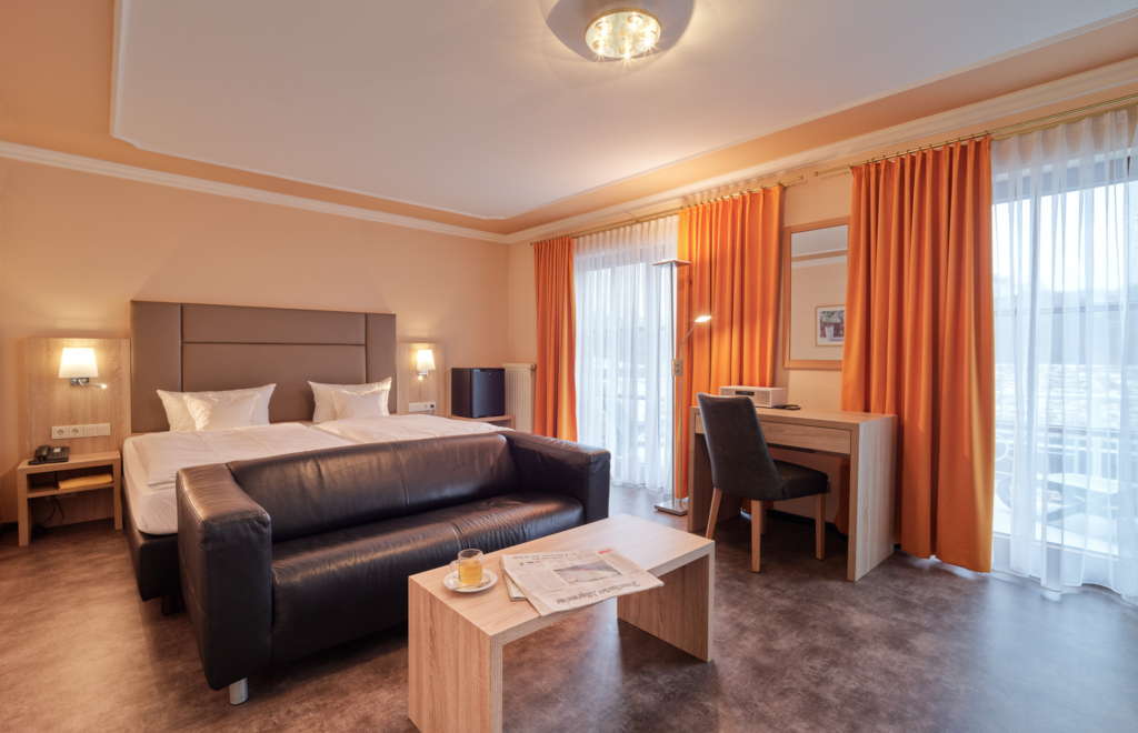 Wohnbereich einer Junior Suite im Hotel Schiffmann